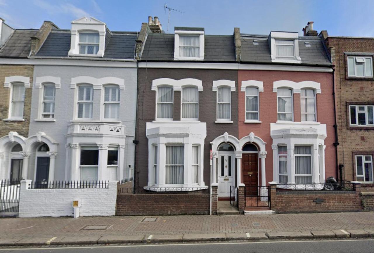 Cheerful 4 Bedroom Victorian House With Back Courtyard London Bagian luar foto